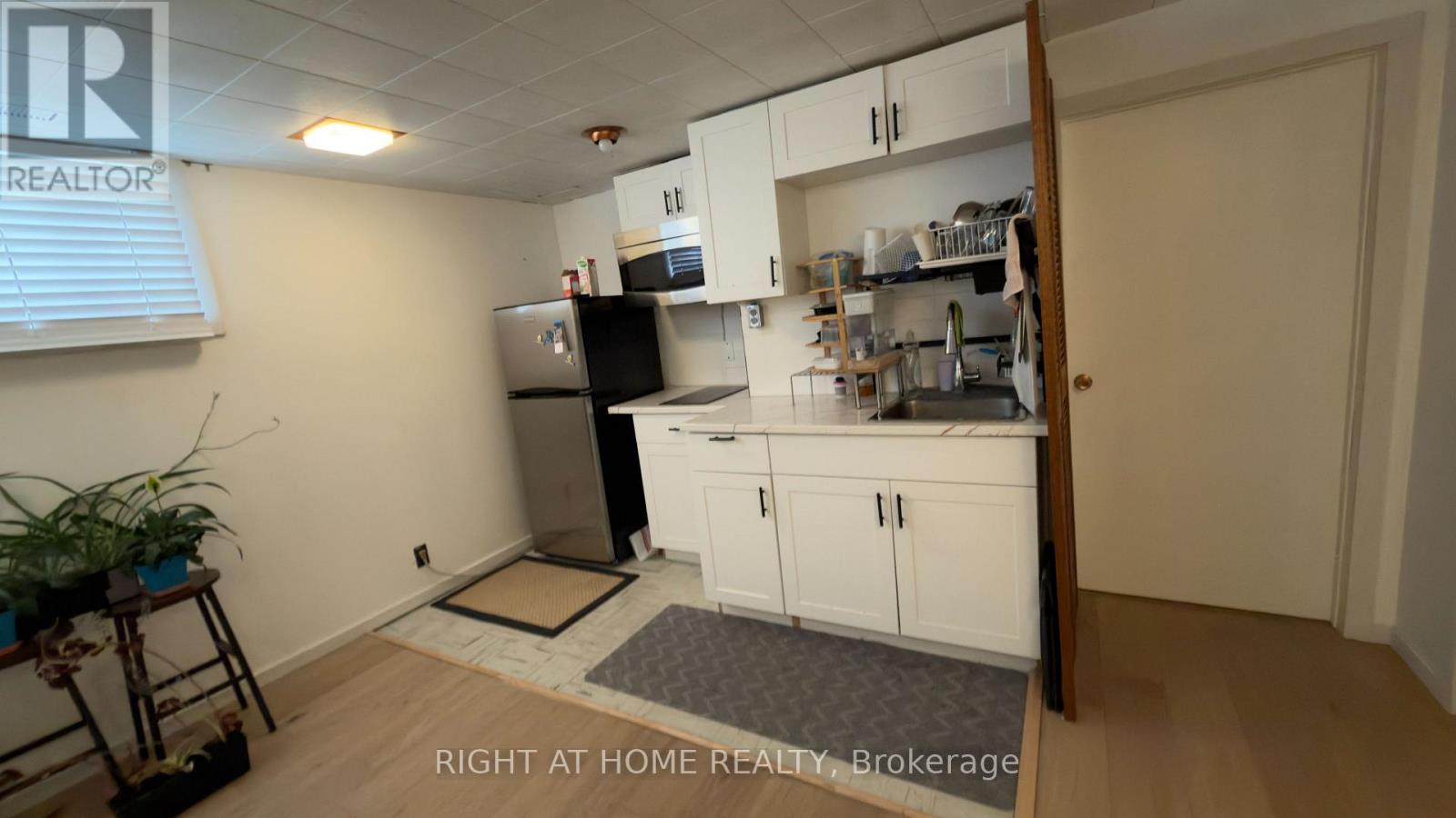 21 MITRE PLACE, Toronto (Kingsview Village-The Westway), Ontario, M9R3C5 — Photo 32