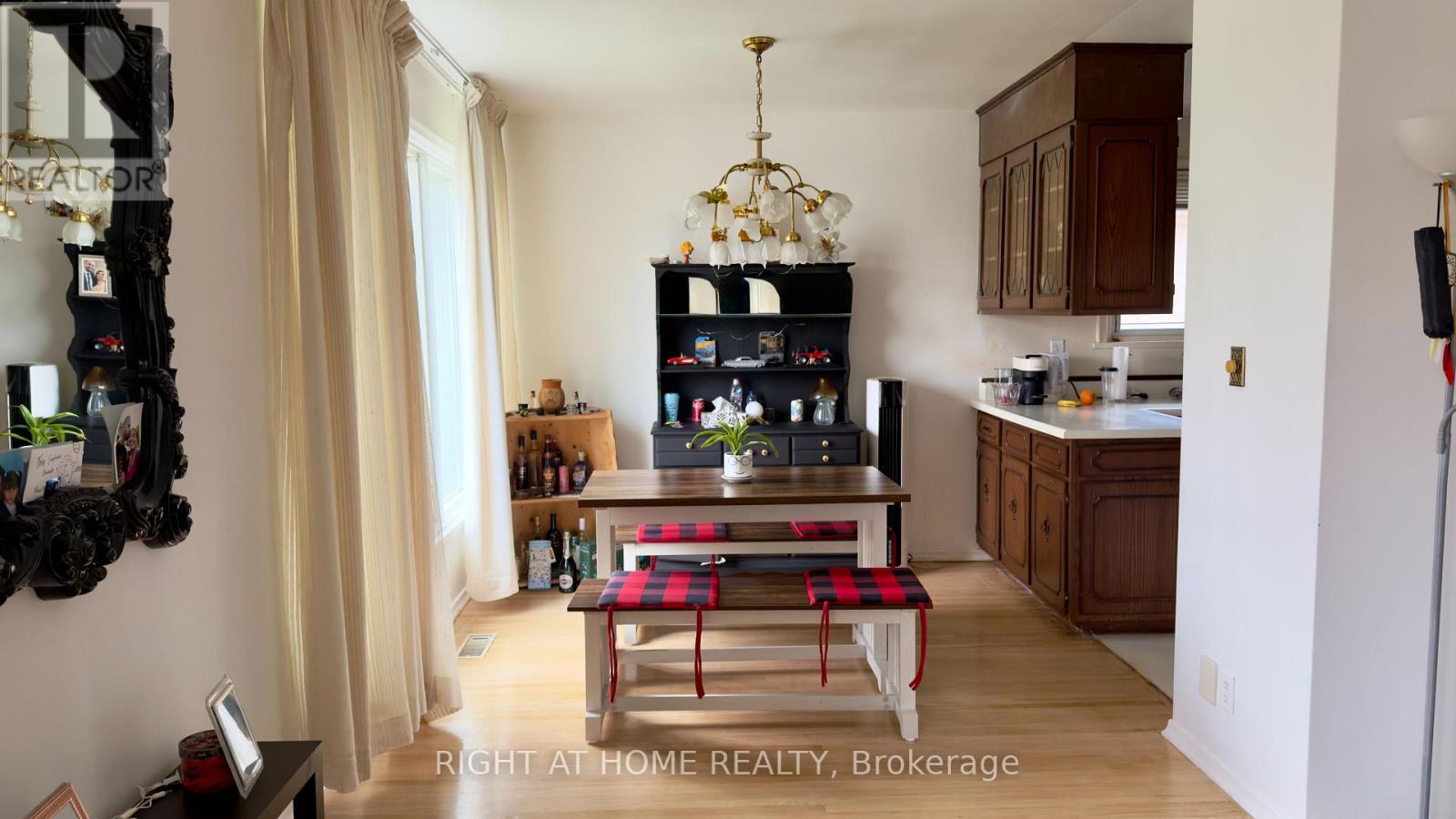 21 MITRE PLACE, Toronto (Kingsview Village-The Westway), Ontario, M9R3C5 — Photo 9