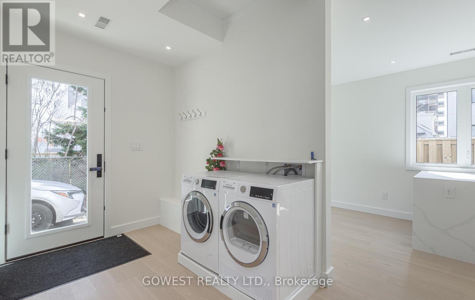 4 - 12 TWENTY SECOND STREET, Toronto (Long Branch), Ontario, M8V3M1 — Photo 5