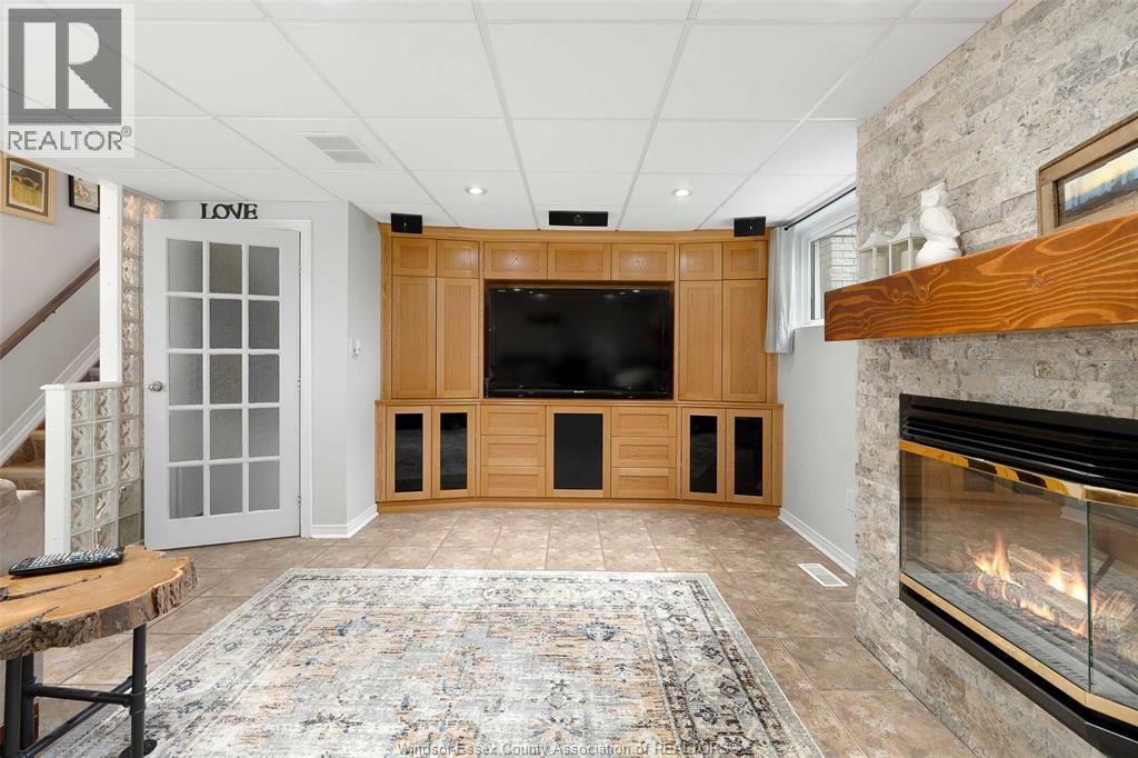 341 GENEVIEVE STREET, Windsor, Ontario, N8S3V7 — Photo 37