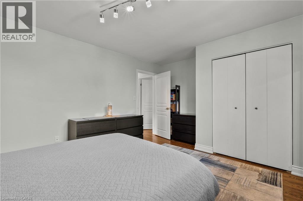 135 PARKDALE Avenue S, Hamilton, Ontario, L8K6K4 — Photo 15