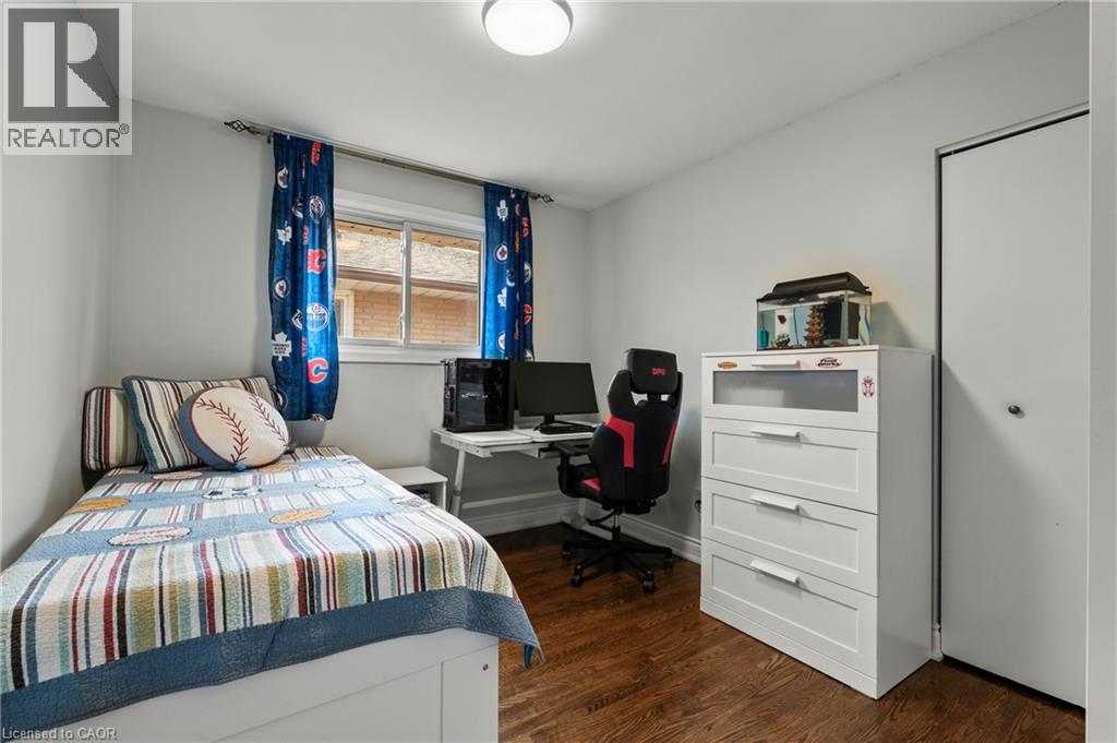 135 PARKDALE Avenue S, Hamilton, Ontario, L8K6K4 — Photo 16