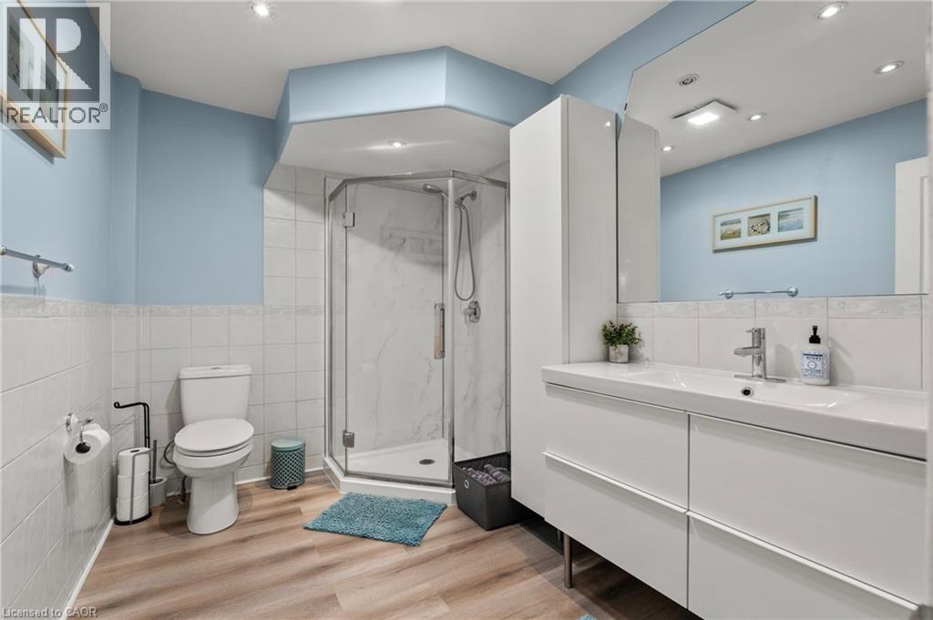 135 PARKDALE Avenue S, Hamilton, Ontario, L8K6K4 — Photo 18