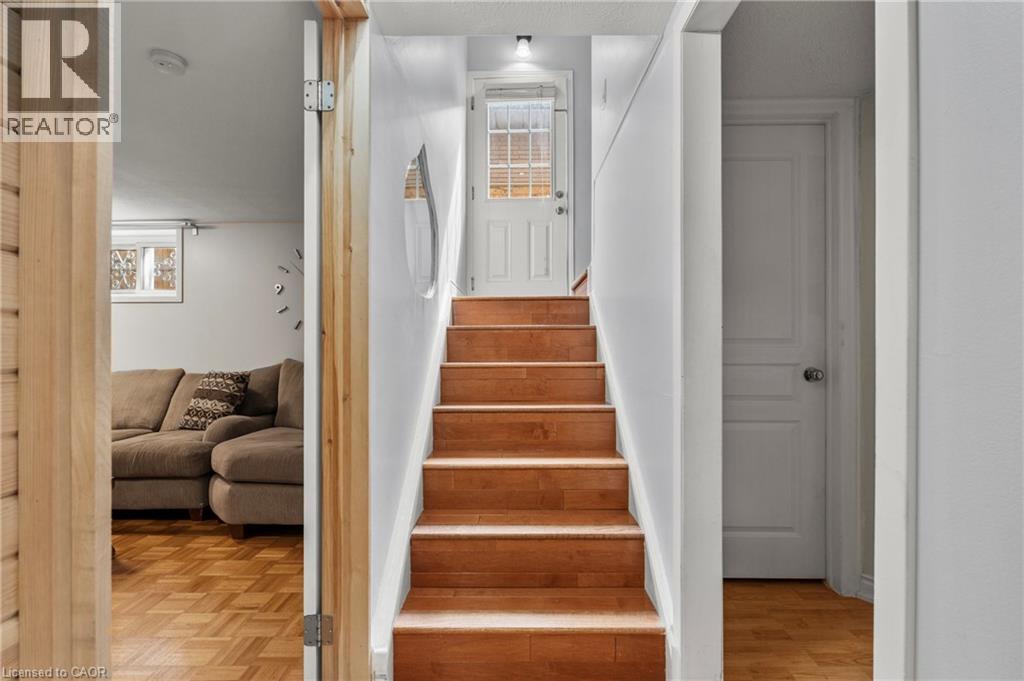 135 PARKDALE Avenue S, Hamilton, Ontario, L8K6K4 — Photo 19