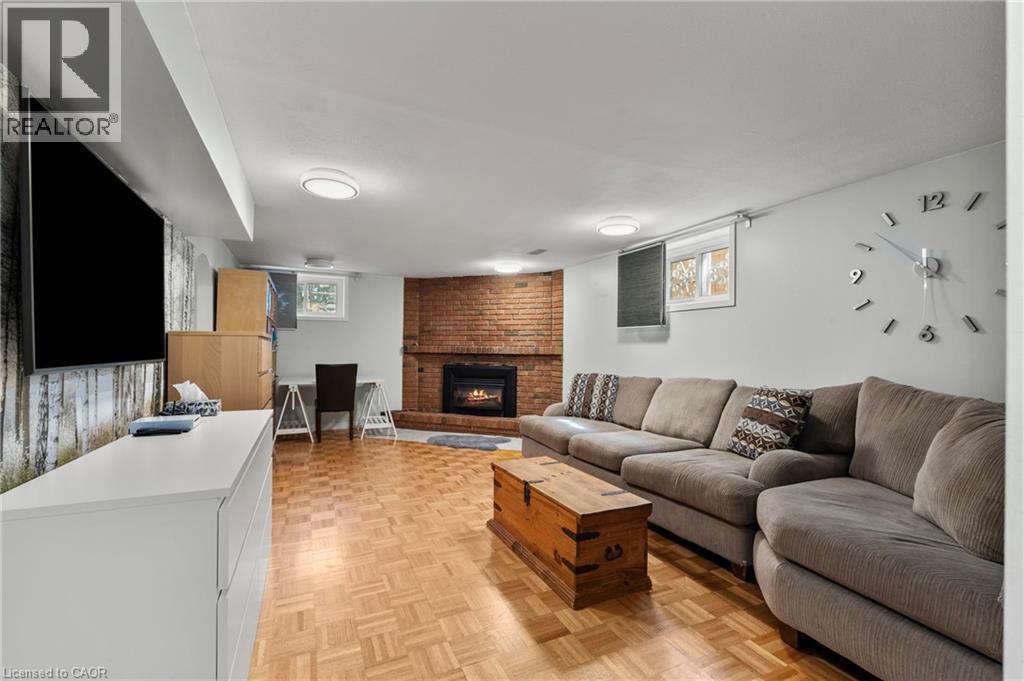 135 PARKDALE Avenue S, Hamilton, Ontario, L8K6K4 — Photo 20