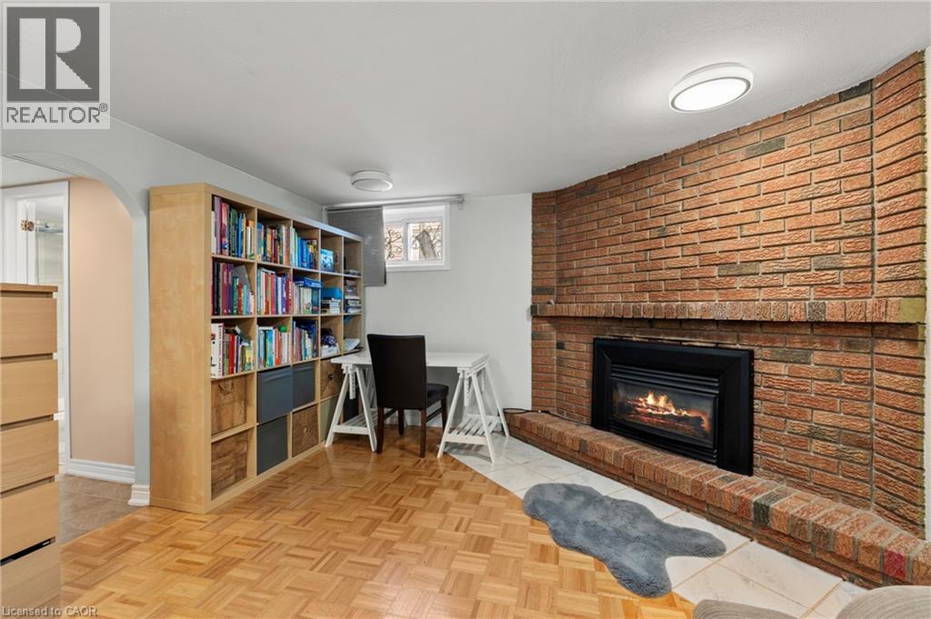 135 PARKDALE Avenue S, Hamilton, Ontario, L8K6K4 — Photo 22