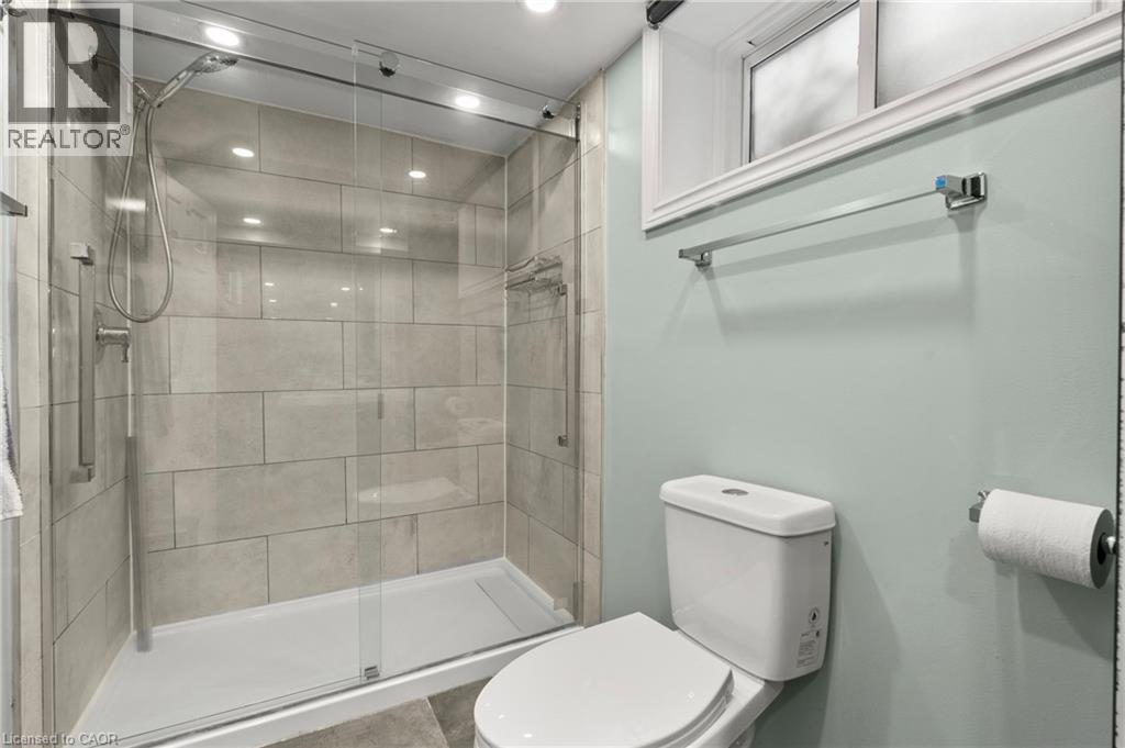 135 PARKDALE Avenue S, Hamilton, Ontario, L8K6K4 — Photo 24