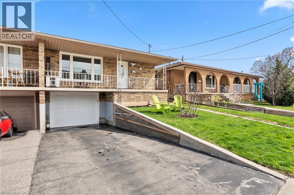 135 PARKDALE Avenue S, Hamilton, Ontario, L8K6K4 — Photo 3