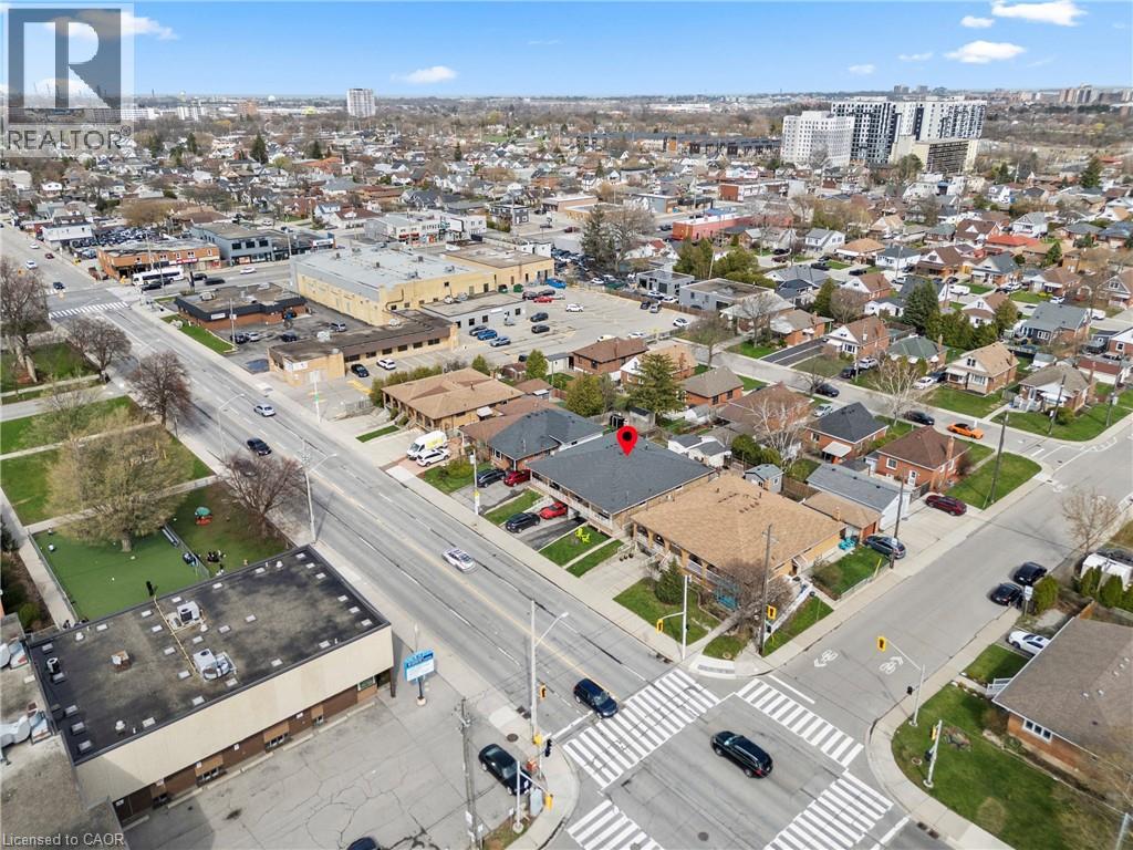 135 PARKDALE Avenue S, Hamilton, Ontario, L8K6K4 — Photo 31