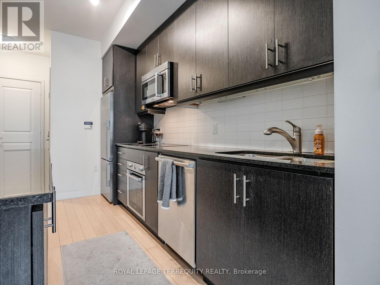 1009 - 1 THE ESPLANADE, Toronto (Waterfront Communities), Ontario, M5E0A8 — Photo 13