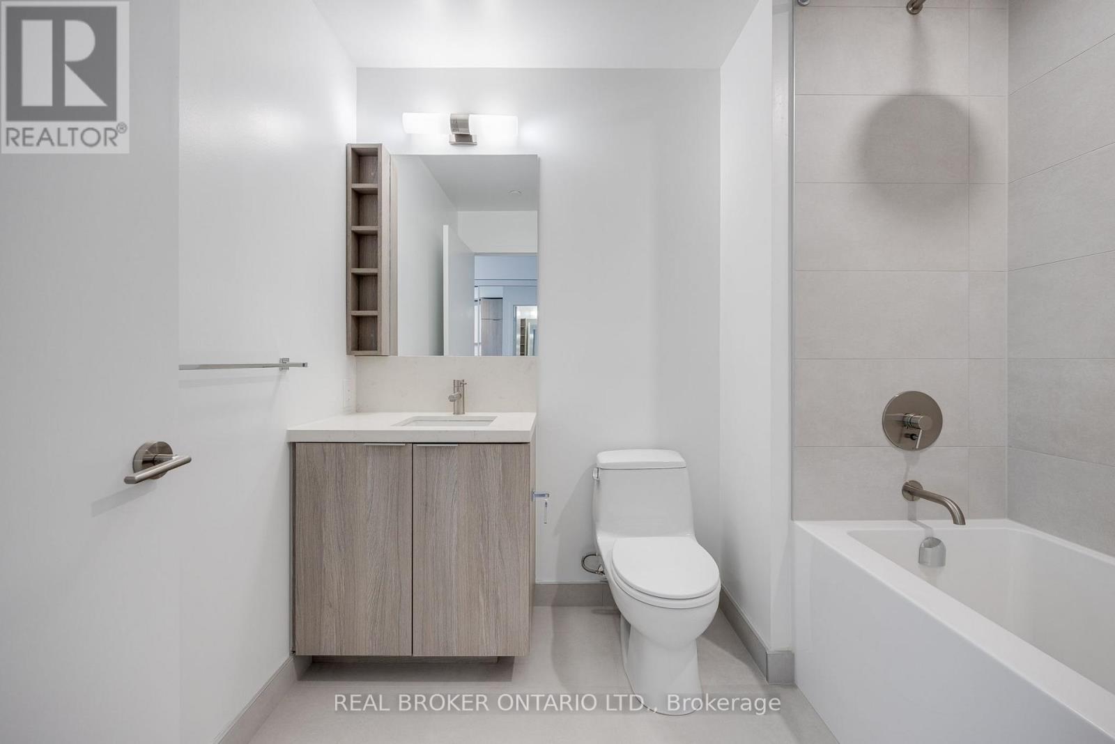 311 - 2020 BATHURST STREET, Toronto (Humewood-Cedarvale), Ontario, M5R3H4 — Photo 18