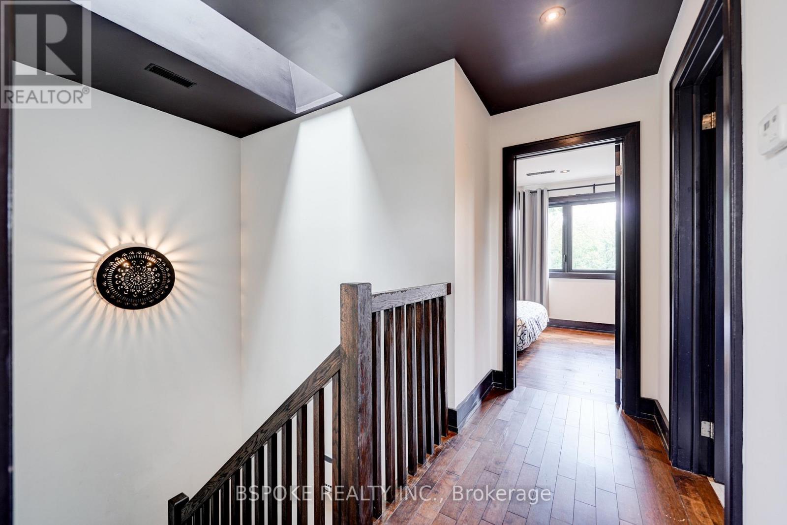 27 ROWLAND STREET, Toronto (High Park North), Ontario, M6P1M2 — Photo 22