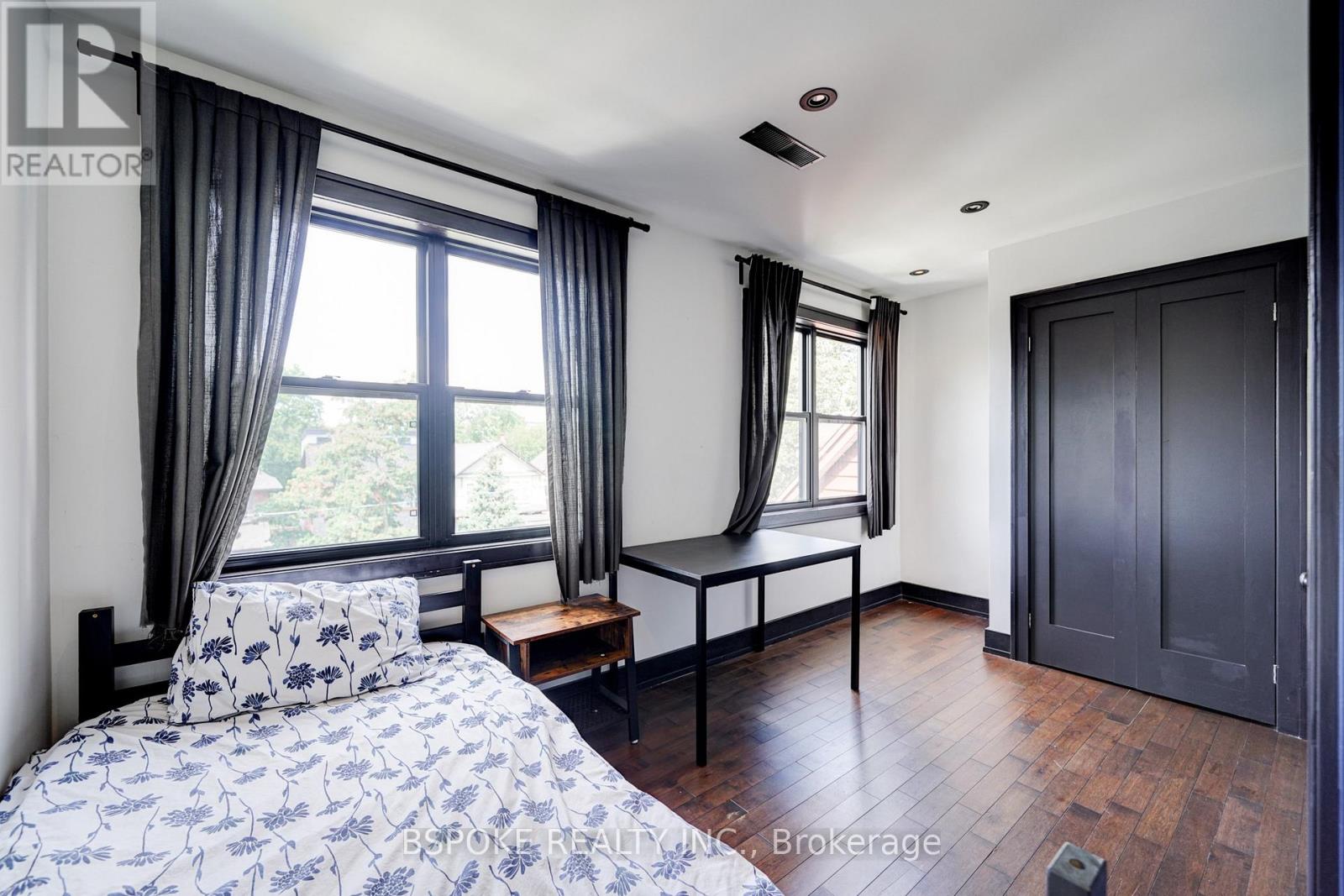 27 ROWLAND STREET, Toronto (High Park North), Ontario, M6P1M2 — Photo 23