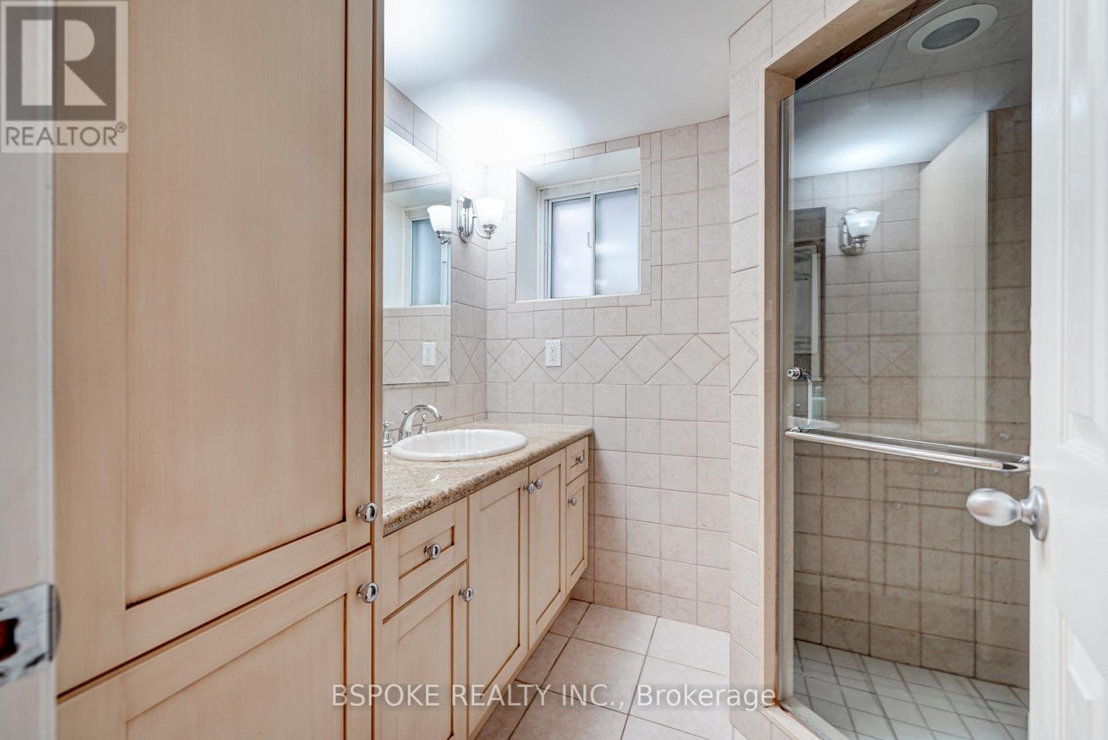 27 ROWLAND STREET, Toronto (High Park North), Ontario, M6P1M2 — Photo 32