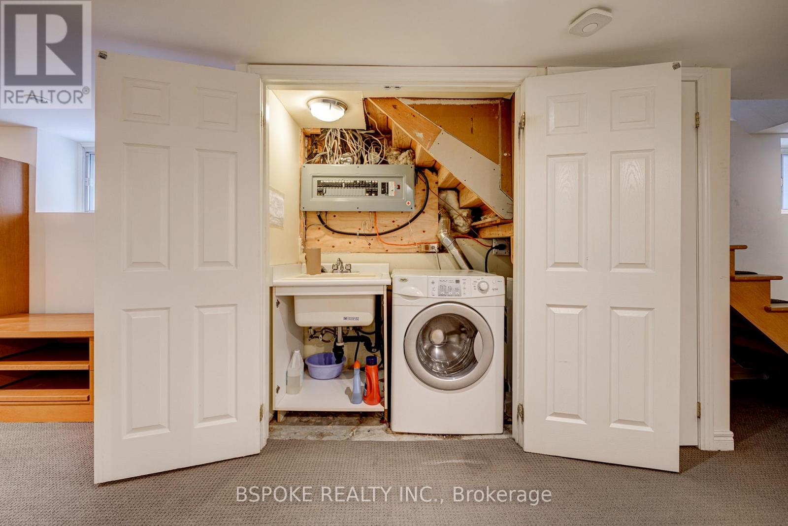 27 ROWLAND STREET, Toronto (High Park North), Ontario, M6P1M2 — Photo 36