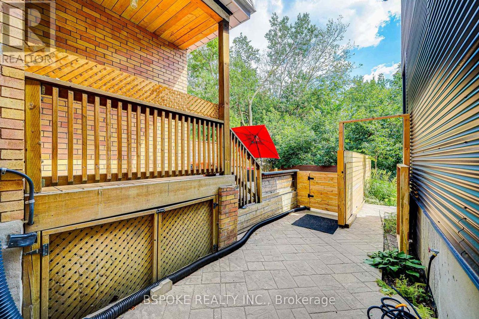 27 ROWLAND STREET, Toronto (High Park North), Ontario, M6P1M2 — Photo 38