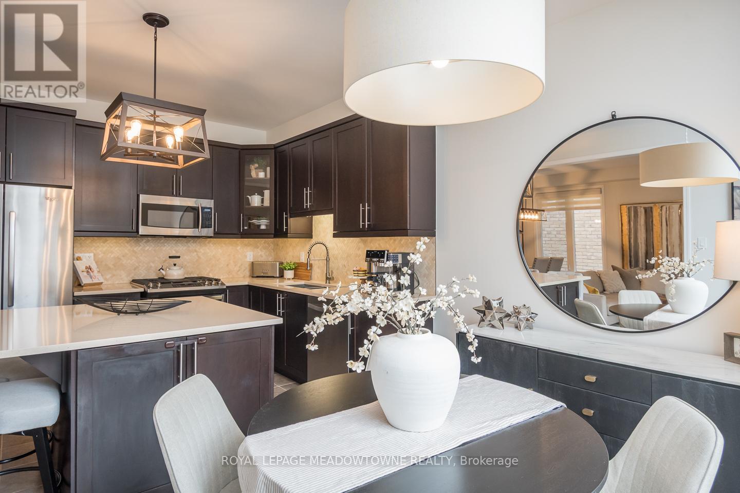 1031 SOLOMON COURT, Milton (WI Willmott), Ontario, L9T8G9 — Photo 12