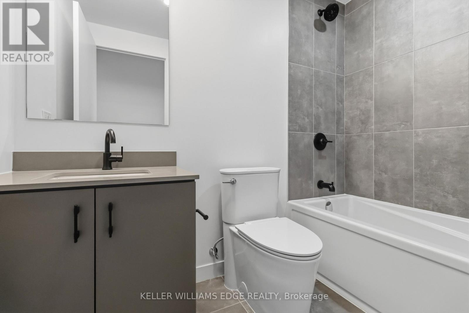 224 - 4878 POWERS COMMON, Burlington (Appleby), Ontario, L7M2B4 — Photo 6