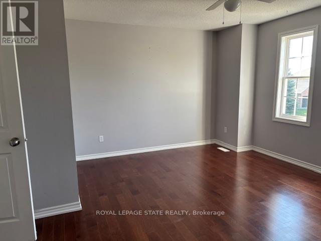 45 THAMES WAY, Hamilton (Mount Hope), Ontario, L0R1W0 — Photo 9