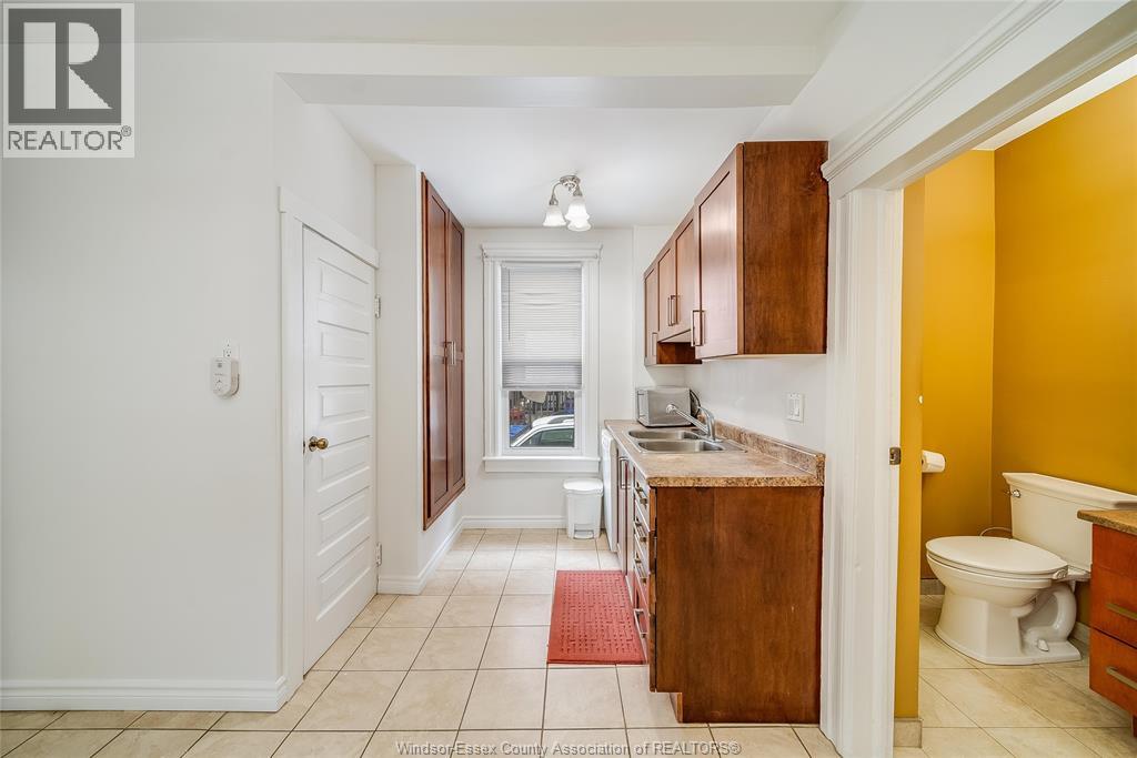 151 CURRY AVE, Windsor, Ontario, N9B2B4 — Photo 16