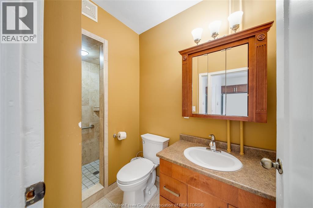 151 CURRY AVE, Windsor, Ontario, N9B2B4 — Photo 17