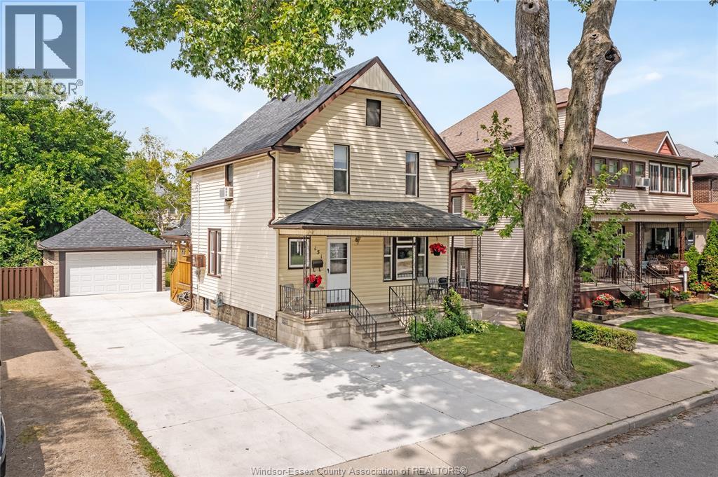 151 CURRY AVE, Windsor, Ontario, N9B2B4 — Photo 2