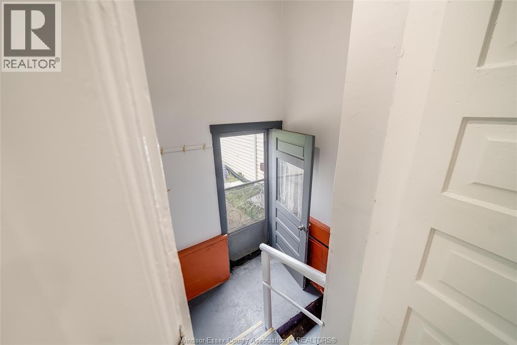151 CURRY AVE, Windsor, Ontario, N9B2B4 — Photo 24