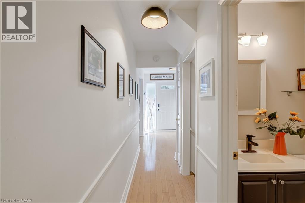 1560 KERNS Road Unit# 5, Burlington, Ontario, L7P3A7 — Photo 16