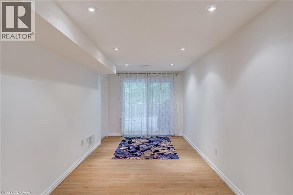 1560 KERNS Road Unit# 5, Burlington, Ontario, L7P3A7 — Photo 36