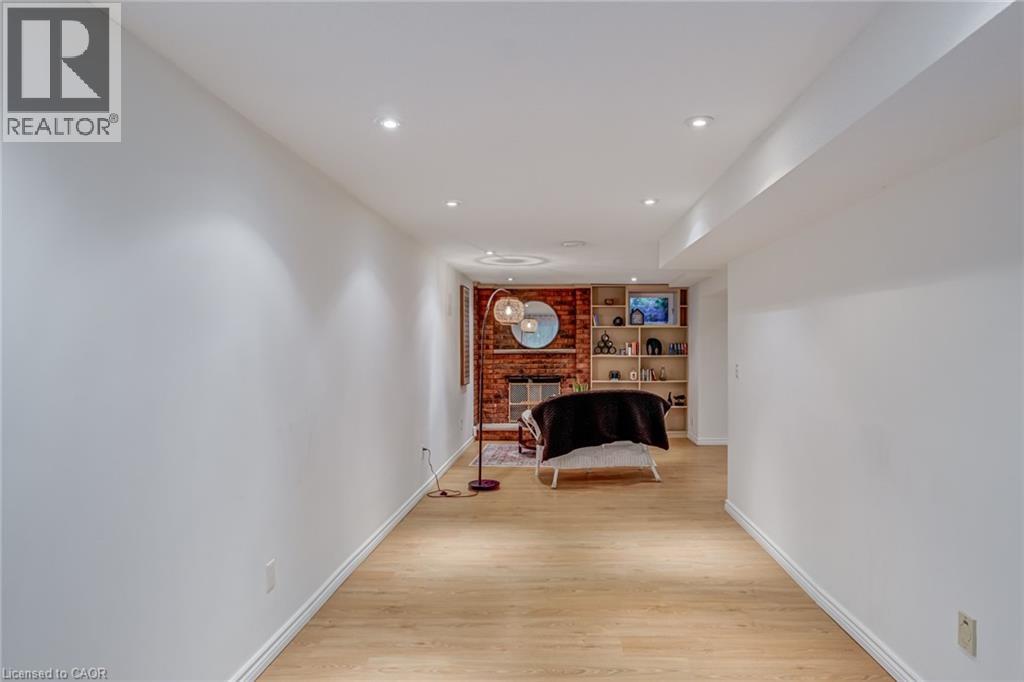 1560 KERNS Road Unit# 5, Burlington, Ontario, L7P3A7 — Photo 37