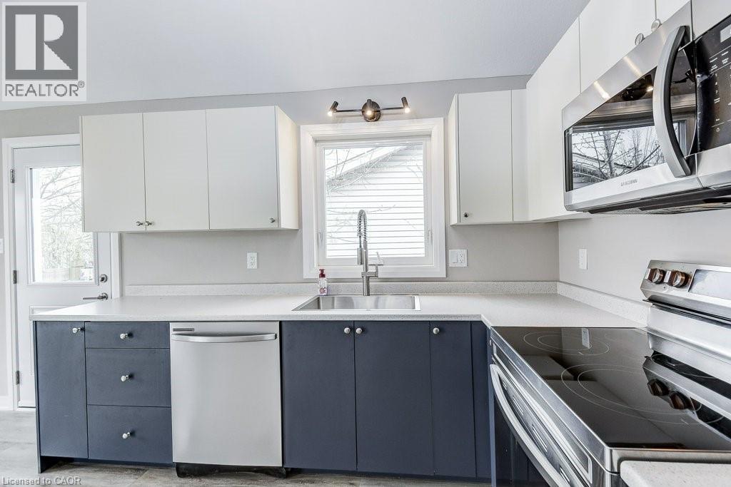 545 TRICO Drive, Cambridge, Ontario, N3H5M7 — Photo 13