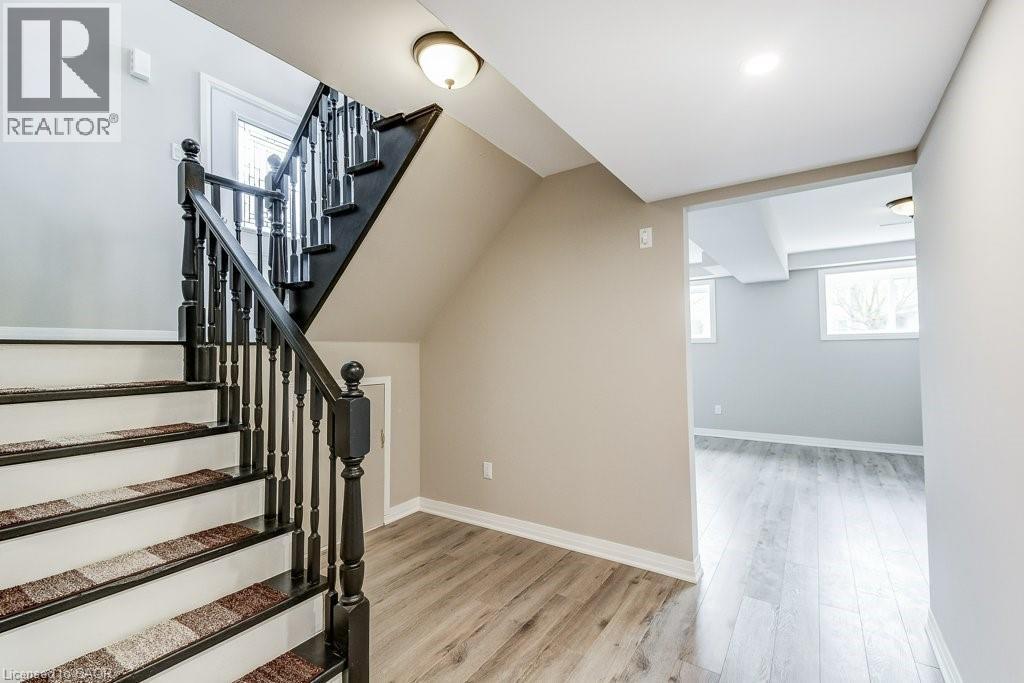 545 TRICO Drive, Cambridge, Ontario, N3H5M7 — Photo 34