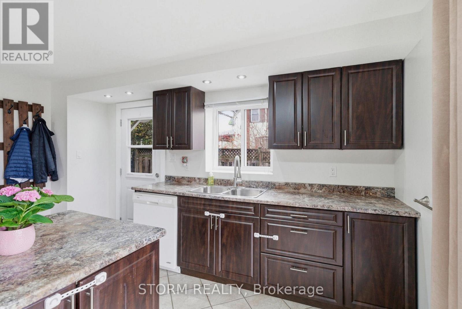 45 SEYMOUR AVENUE, Cornwall, Ontario, K6J4M3 — Photo 12