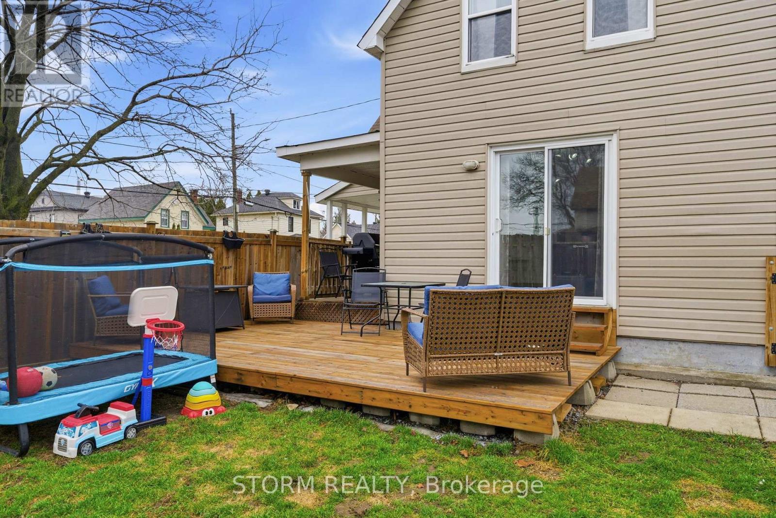 45 SEYMOUR AVENUE, Cornwall, Ontario, K6J4M3 — Photo 36