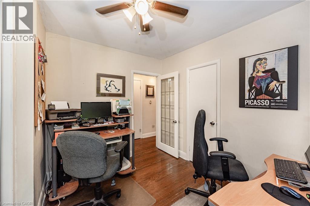 557 STILLWATER Crescent, Burlington, Ontario, L7T3M8 — Photo 14