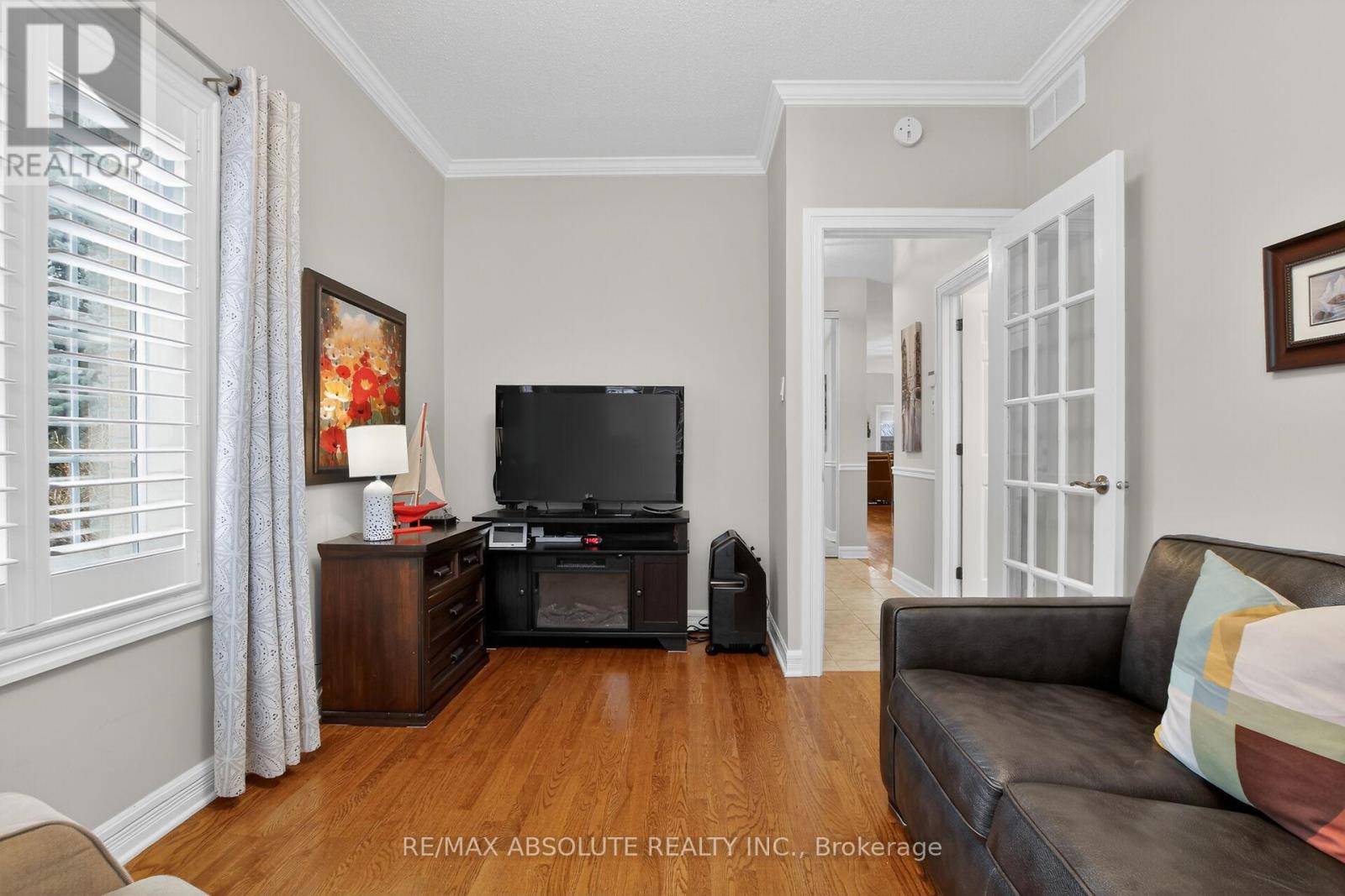 19 GOLDORA PRIVATE, Ottawa, Ontario, K2T1K8 — Photo 5