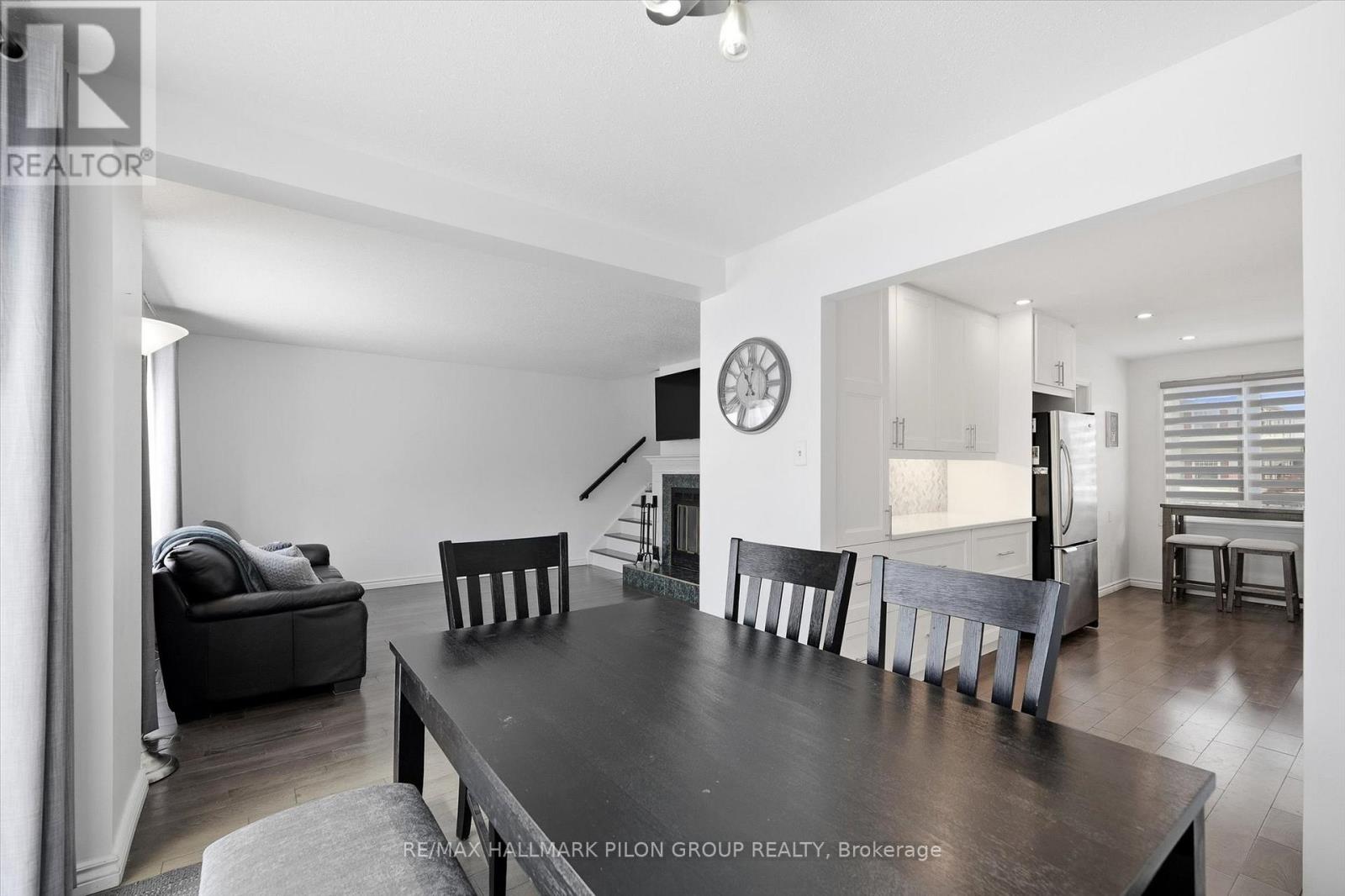 284 MCEACHERN CRESCENT, Ottawa, Ontario, K1E3K3 — Photo 7