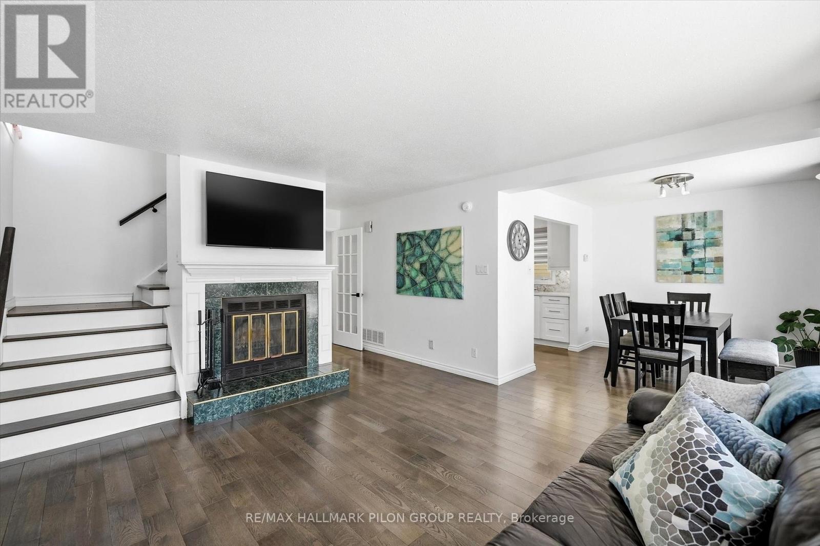 284 MCEACHERN CRESCENT, Ottawa, Ontario, K1E3K3 — Photo 8