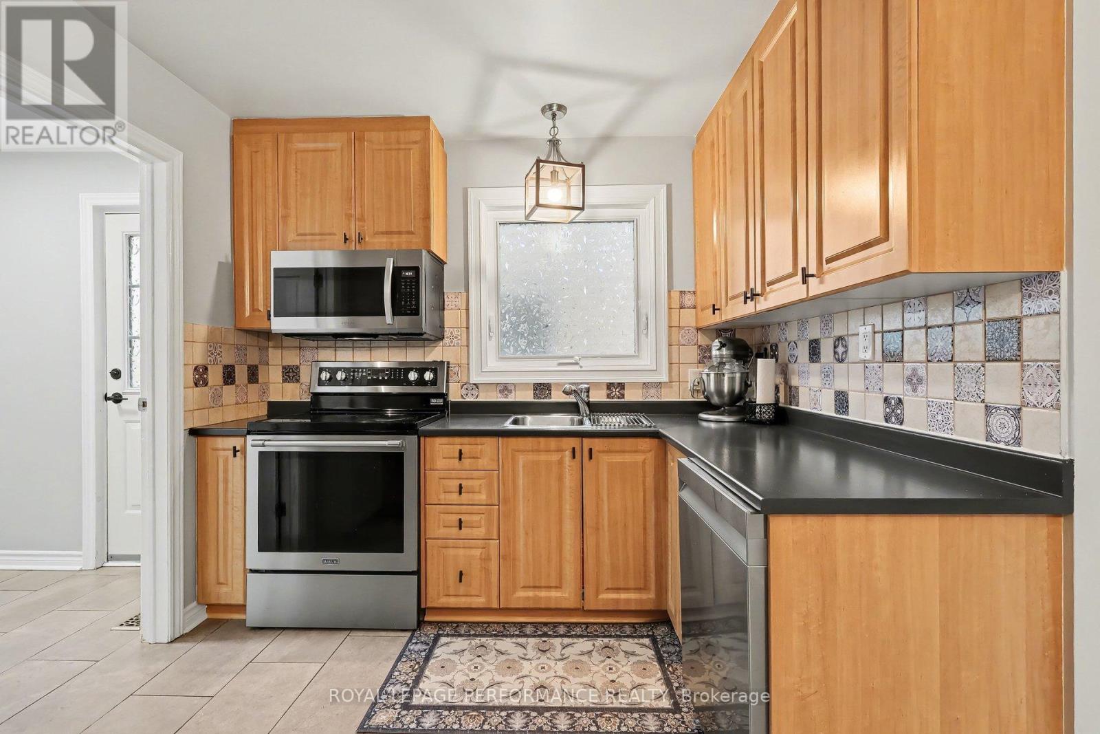 6417 ST LOUIS DRIVE, Ottawa, Ontario, K1C2X9 — Photo 11