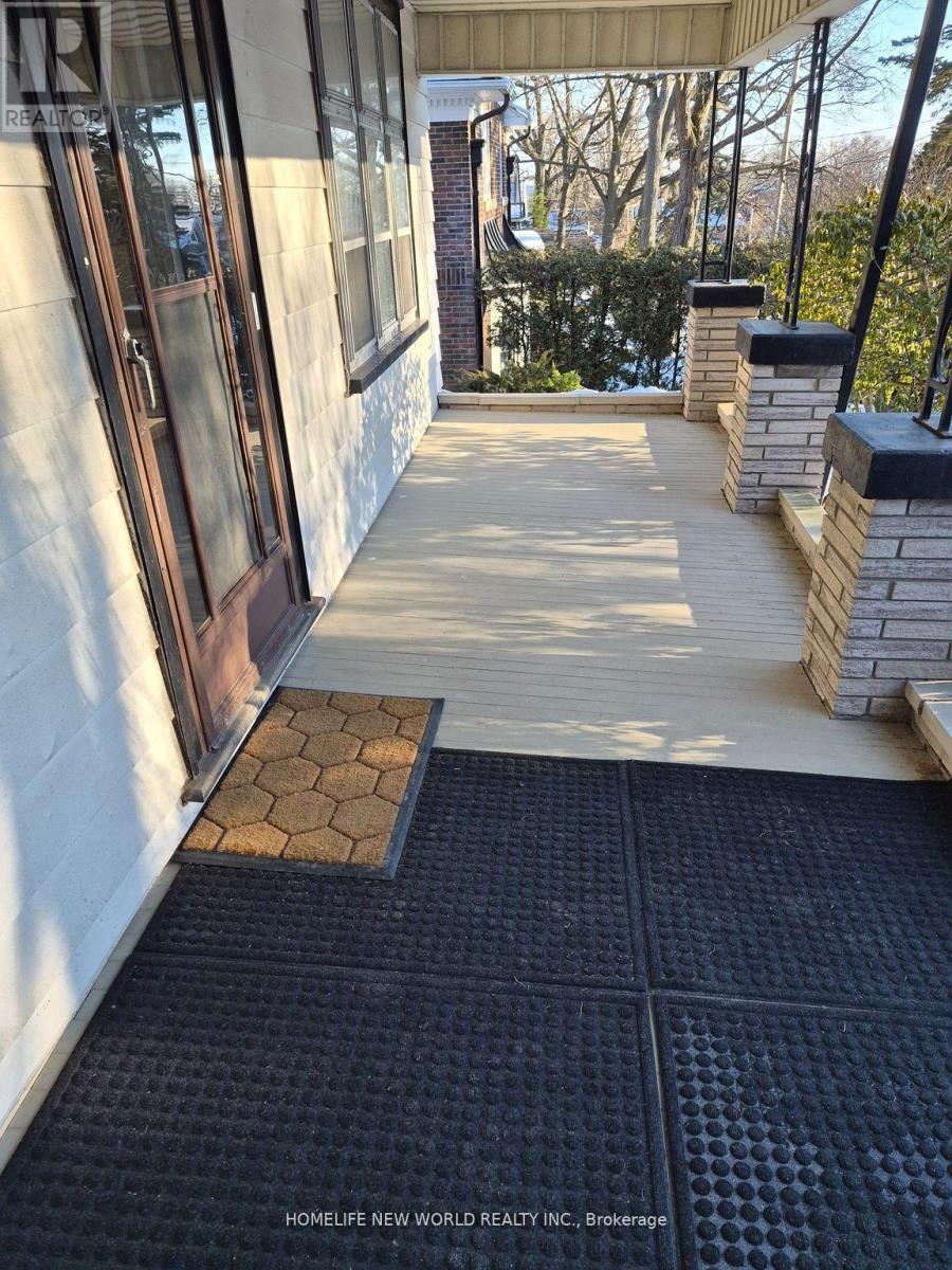 2ND FLOOR - 37 KINGSWOOD ROAD, Toronto (The Beaches), Ontario, M4E3N4 — Photo 3