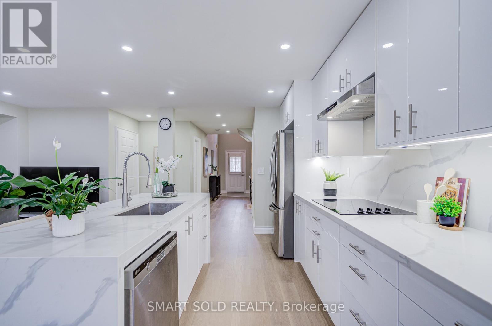 53 CASSIA CRESCENT, Vaughan (Maple), Ontario, L6A3N3 — Photo 12