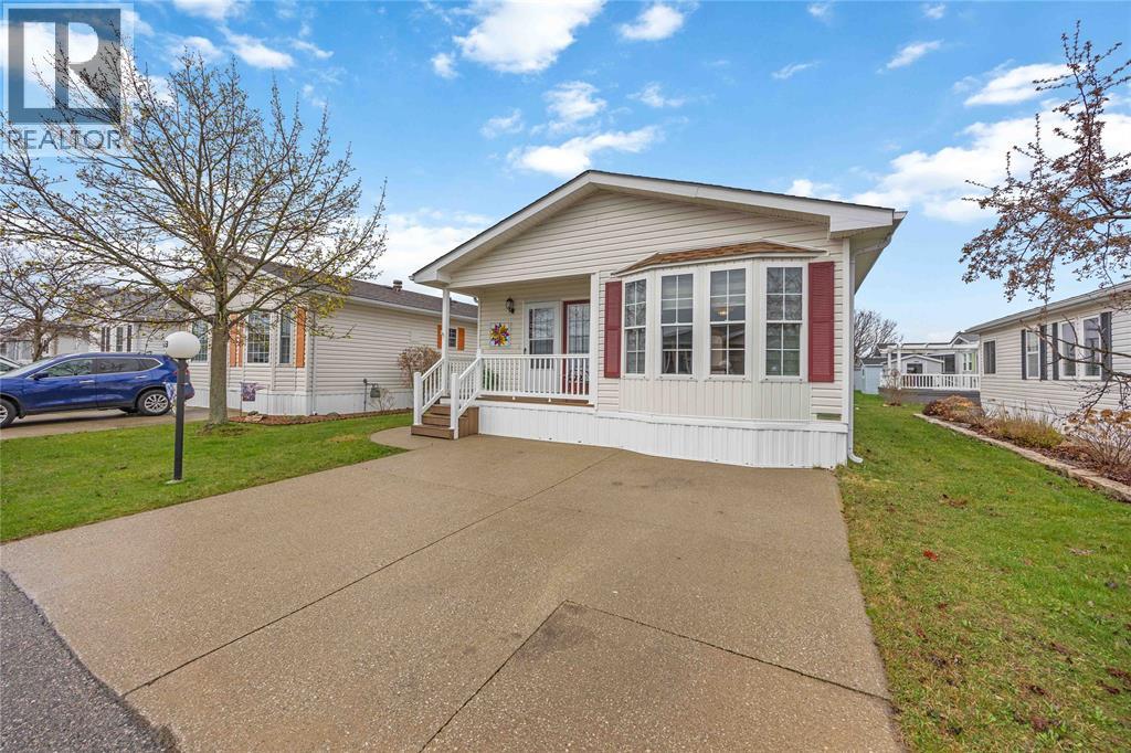 5700 Blackwell Sideroad Unit# 259, Sarnia, Ontario, N7W1B7 — Photo 2