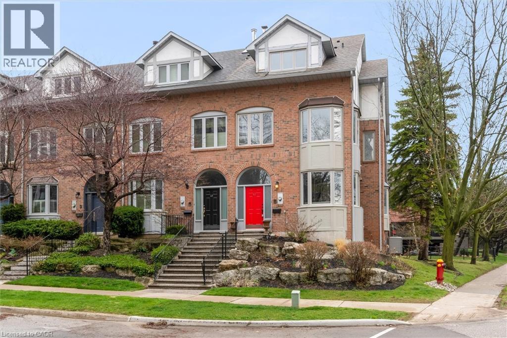 47 WINDHAVEN Place, Oakville, Ontario, L6L6L1 — Photo 2