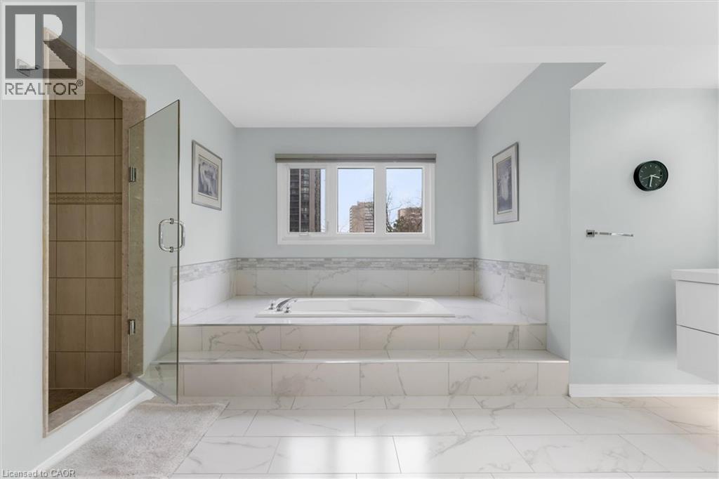 47 WINDHAVEN Place, Oakville, Ontario, L6L6L1 — Photo 35