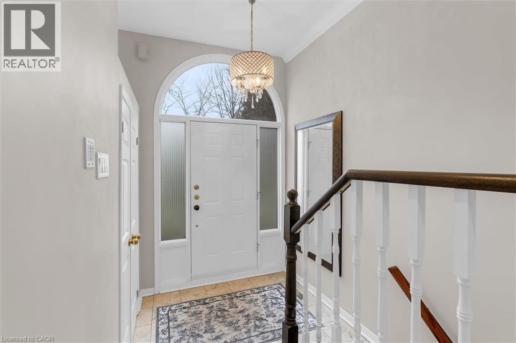 47 WINDHAVEN Place, Oakville, Ontario, L6L6L1 — Photo 4