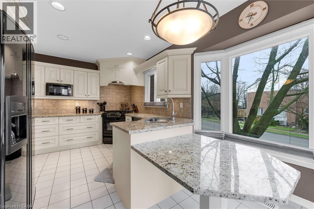 47 WINDHAVEN Place, Oakville, Ontario, L6L6L1 — Photo 8