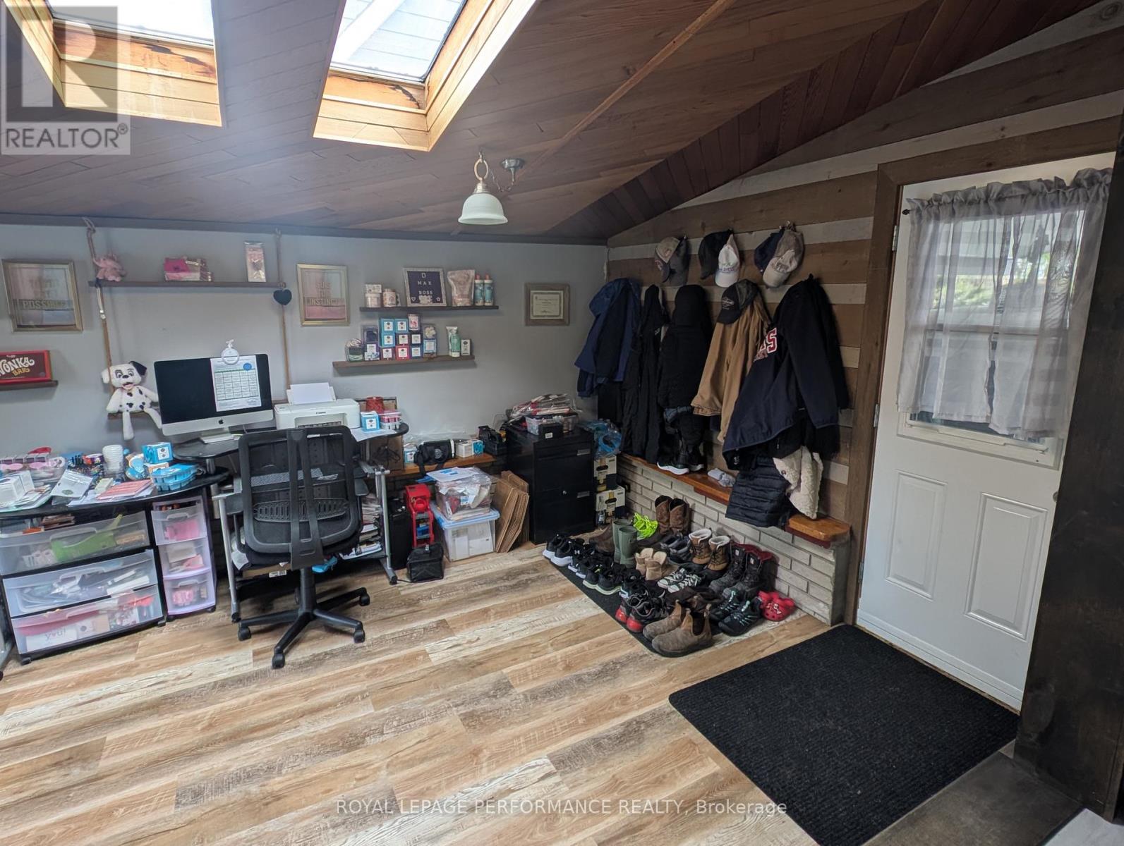 320 BALDWIN AVENUE, Cornwall, Ontario, K6H4J5 — Photo 3