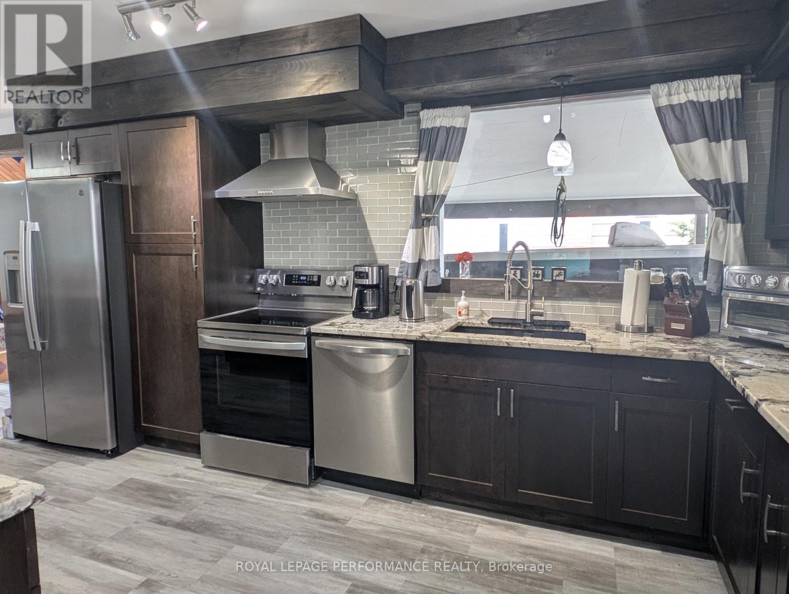 320 BALDWIN AVENUE, Cornwall, Ontario, K6H4J5 — Photo 7