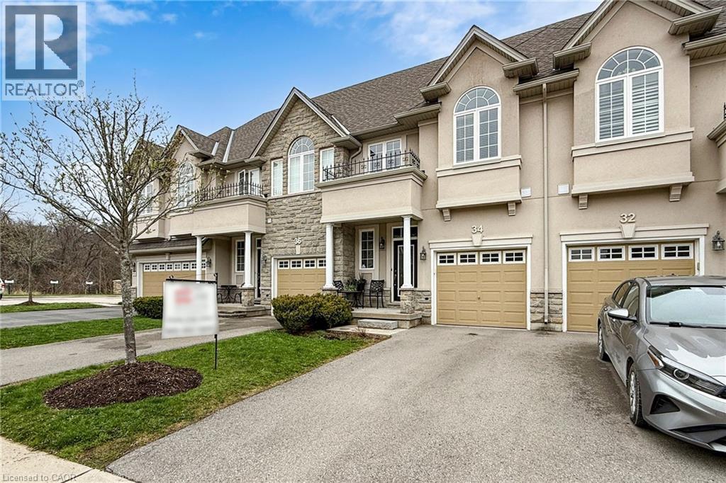 34 FOREST VALLEY Crescent, Dundas, Ontario, L9H0A7 — Photo 2