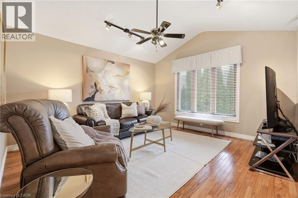 1156 AUGUSTUS Drive, Burlington, Ontario, L7S2K5 — Photo 18